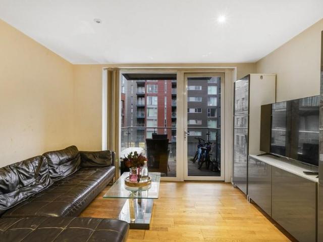Apartment for rent in London Borough of Barnet, Greater London