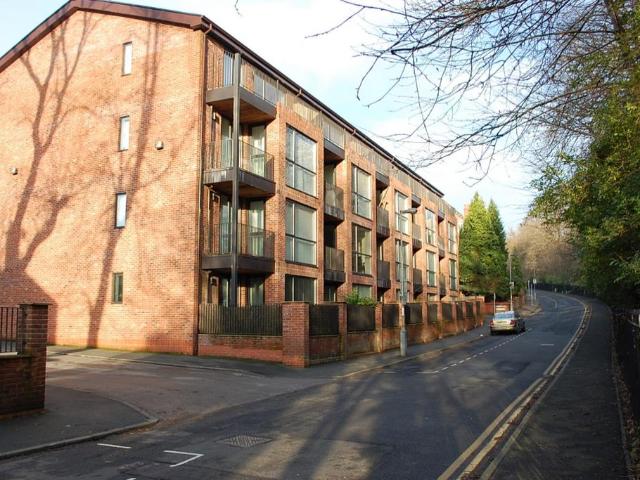 Flat for rent in Springs, Greenheys