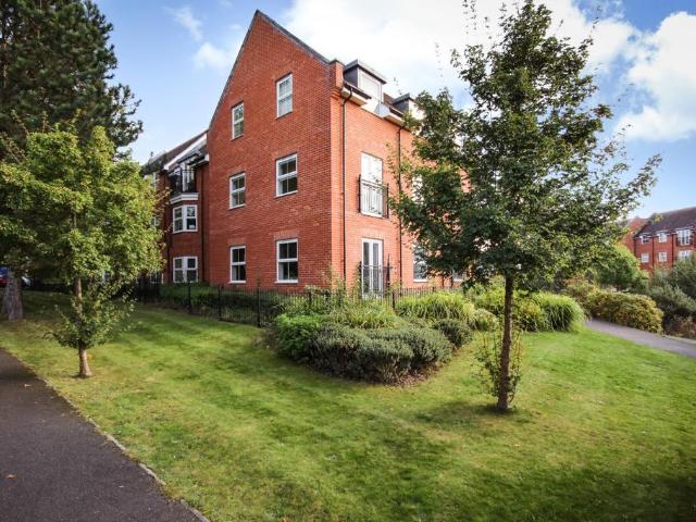 Flat for rent in Wokingham