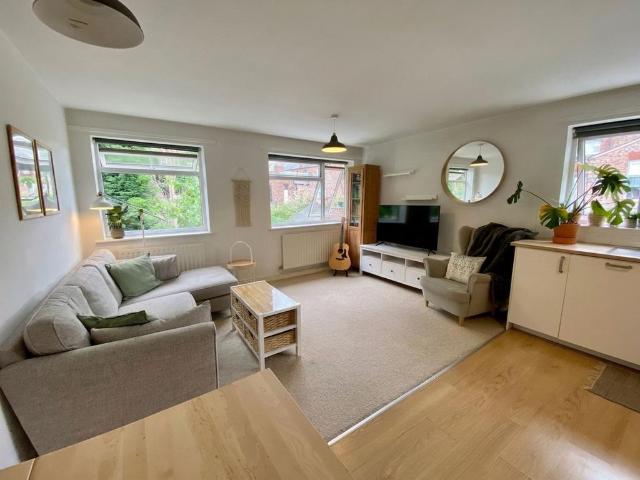 Flat for rent in Georgia, Greater Manchester