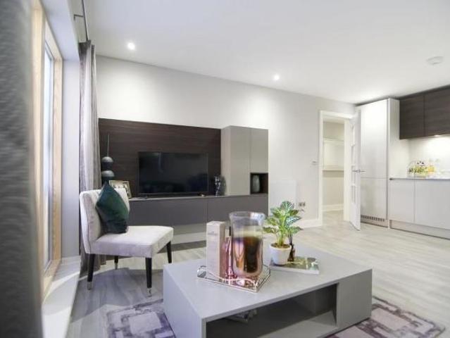 Flat for rent in Slough