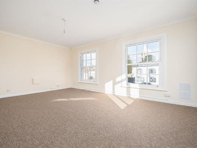 Apartment for rent in Datchet