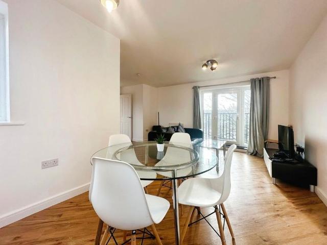Apartment for rent in Slough