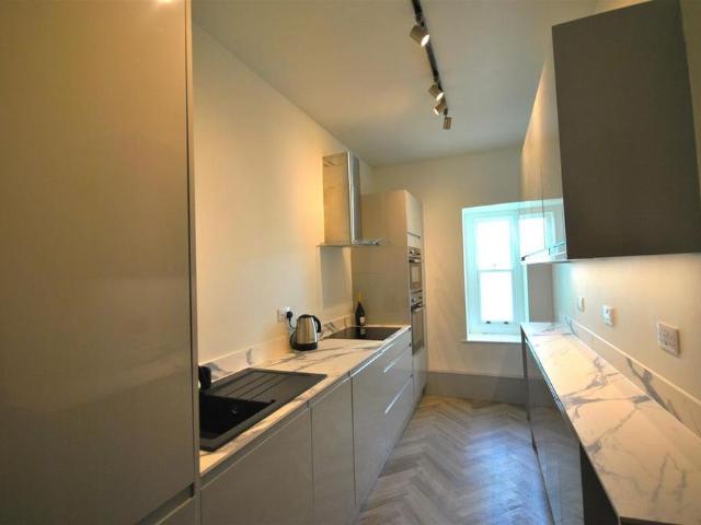 Apartment for rent in Tenby, Wales