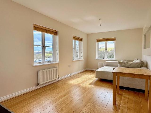 Apartment for rent in Coedffranc, Llandarcy