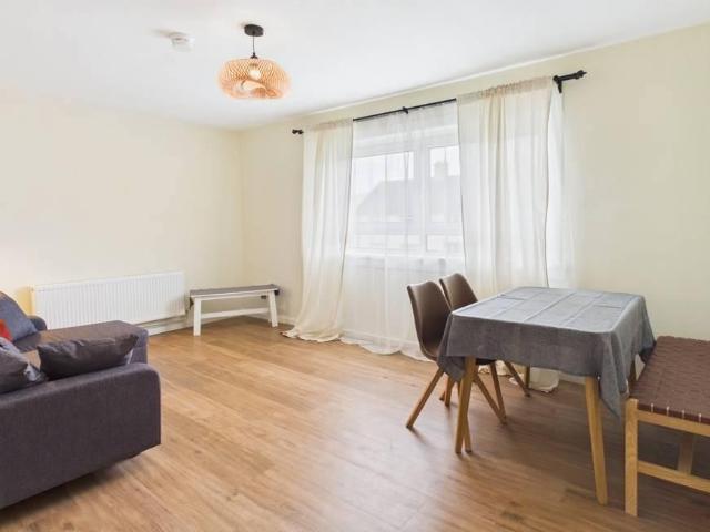 Apartment for rent in Firrhill, City of Edinburgh