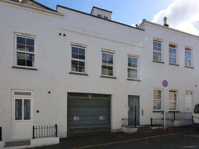 Flat for rent