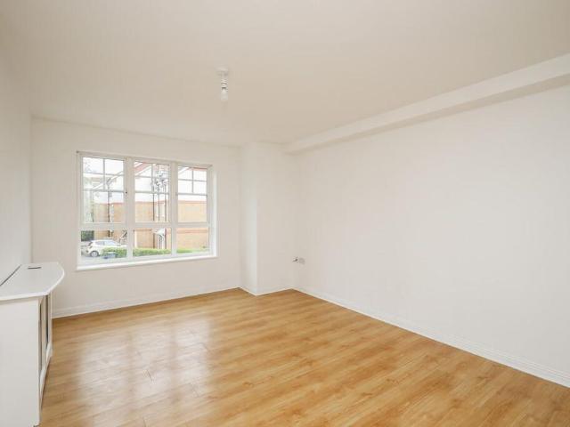 Apartment for rent in London Borough of Hounslow, Greater London