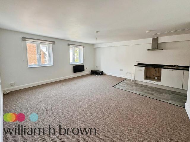 Flat for rent in Bocking, Chipping Hill