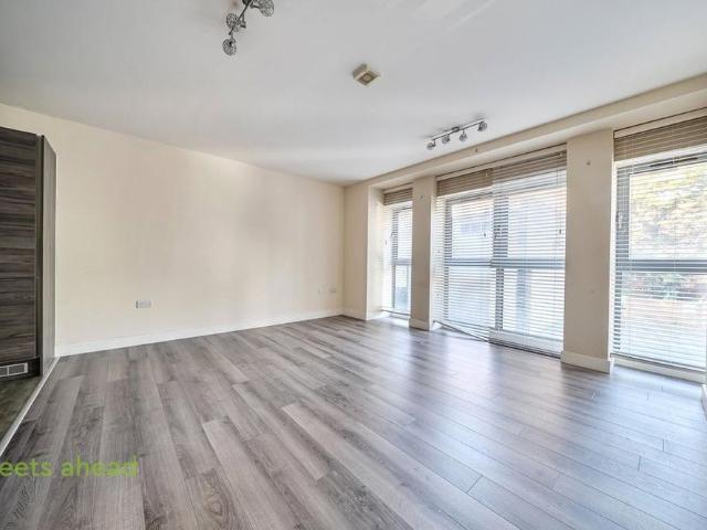 Apartment for rent in London Borough of Croydon, Greater London