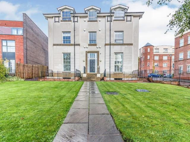 Flat for rent in Higher Broughton, Salford