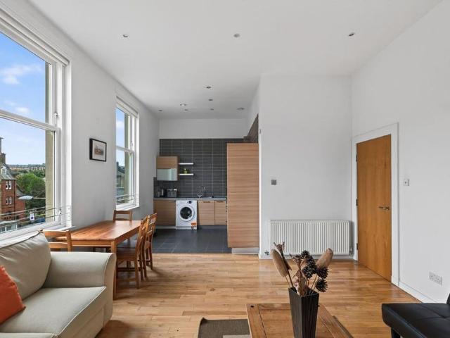 Apartment for rent in North Kelvinside, Glasgow