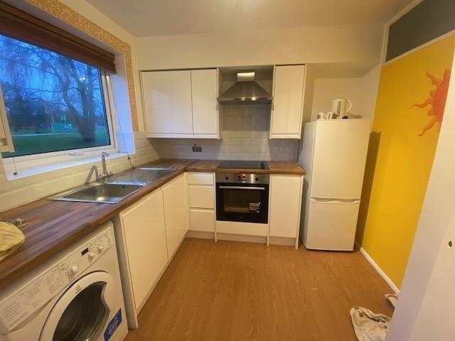 Apartment for rent in Woodhall Farm, Pouchen End
