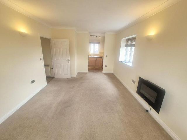 Apartment for rent in Martock, Somerset