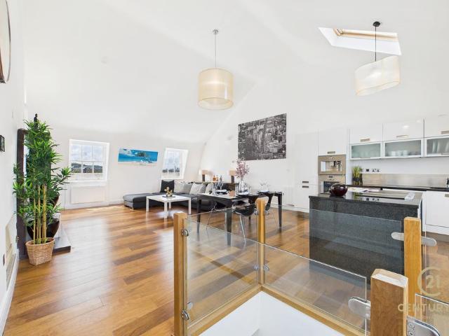 Flat for rent in Pimlico, Greater London