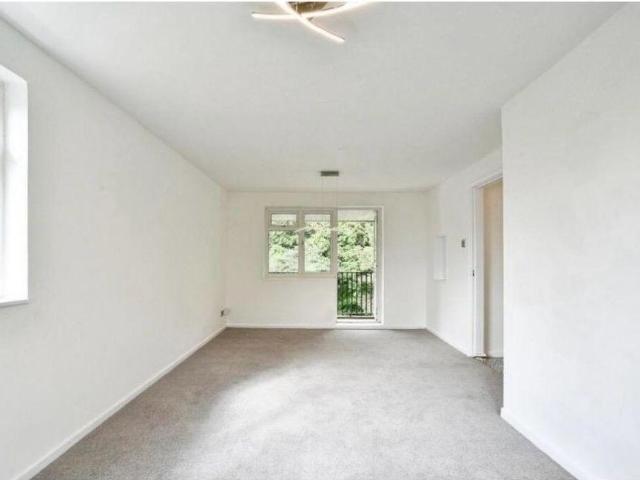 Apartment for rent in Risinghurst and Sandhills, The Slade