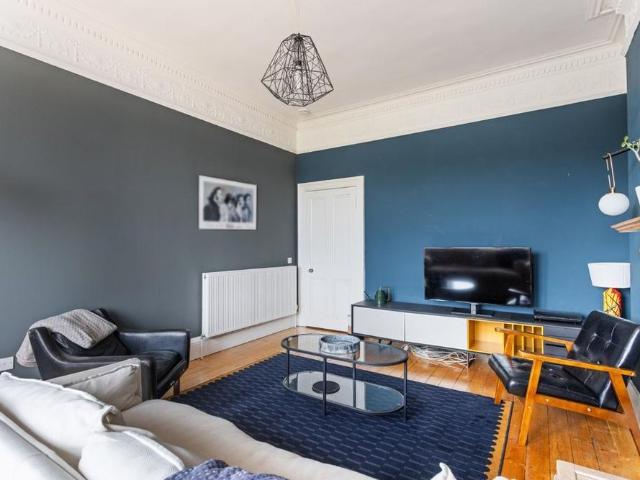 Apartment for rent in Morningside, Scotland
