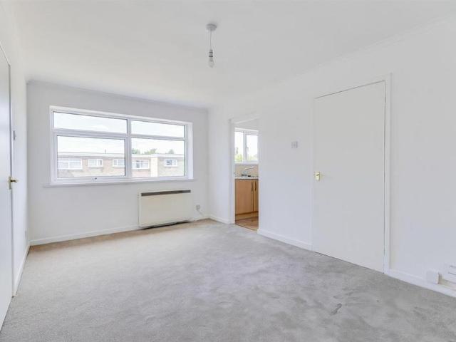 Apartment for rent in Pantmawr, Cardiff