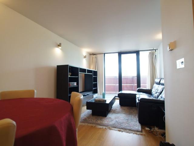 Apartment for rent in North Kensington, Greater London
