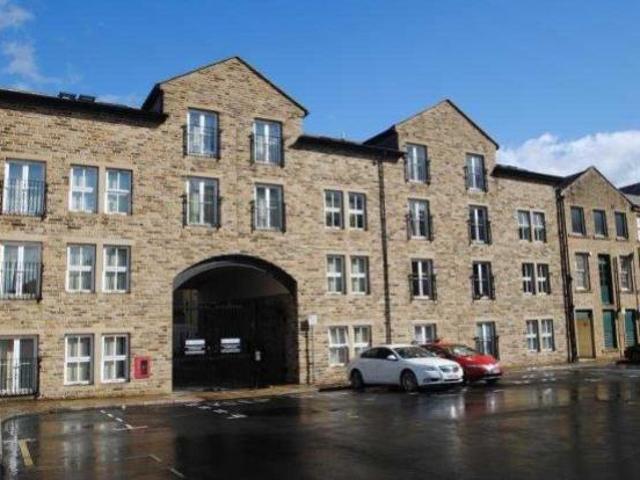 Flat for rent in West Yorkshire