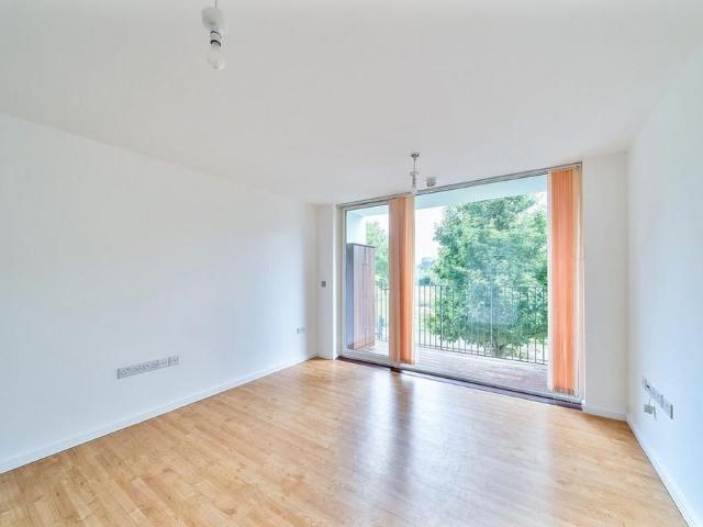 Apartment for rent in Colindale, Greater London