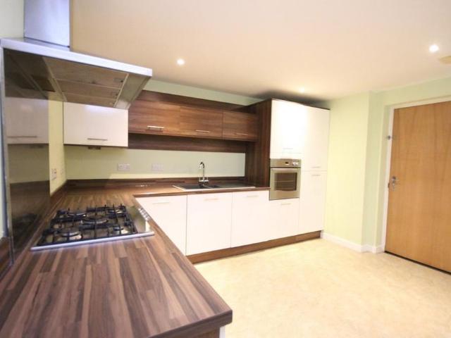 Apartment for rent in Castlehead, Glenburn