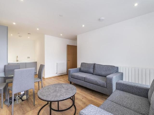Apartment for rent in Charlton Riverside, Greater London
