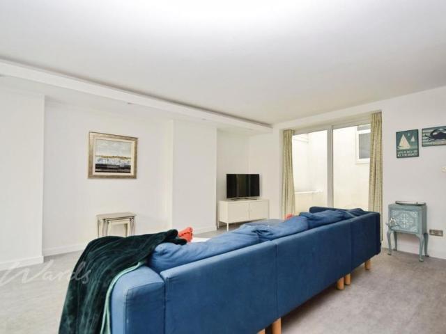 Apartment for rent in Hythe, Folkestone and Hythe