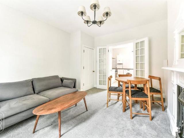 Apartment for rent in St. George in the East, Greater London