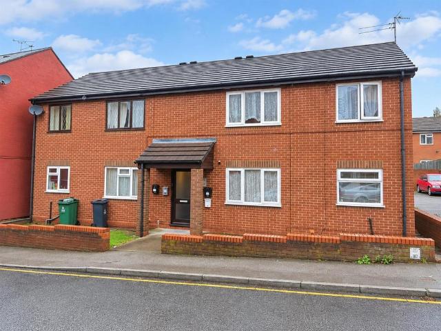 Flat for rent in Caldmore, Walsall
