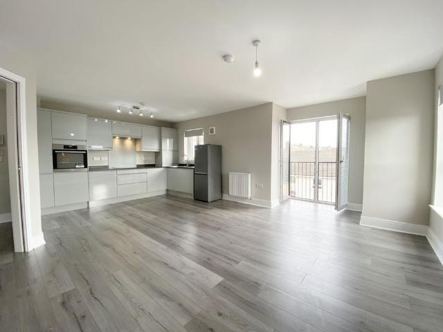 Apartment for rent in The Drives, Dennistoun