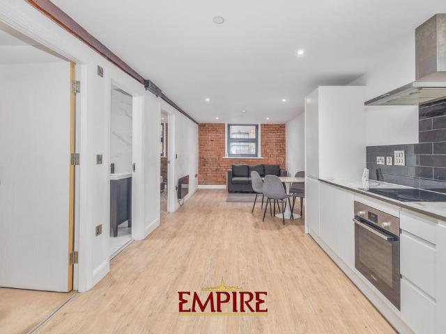 Flat for rent in Beamhurst, Staffordshire