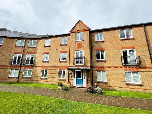 Flat for rent in Falsgrave, Kepwick