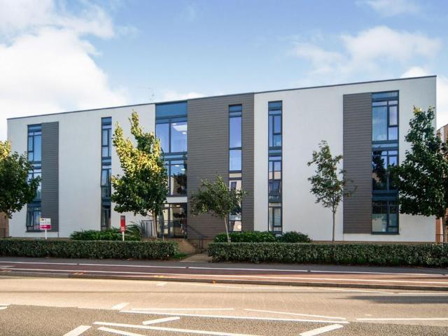 Flat for rent in Firepool, Rumwell
