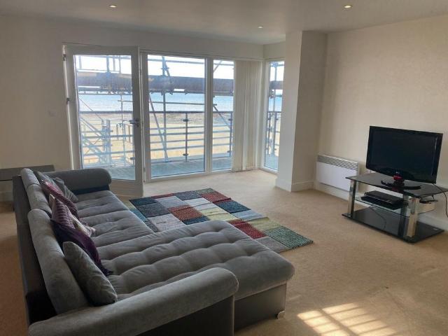 Apartment for rent in Nangreaves, Wales