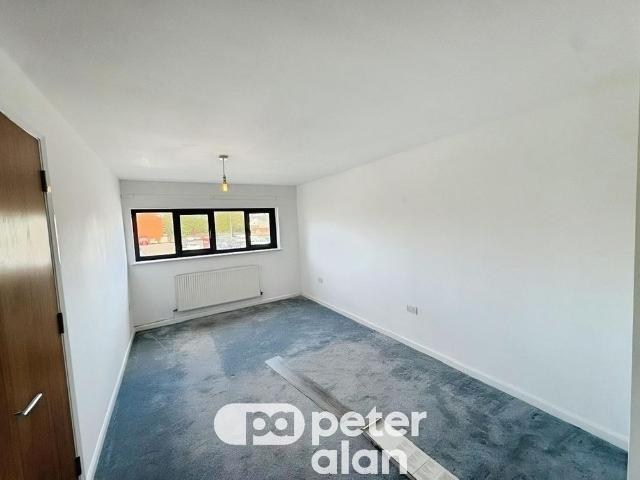 Apartment for rent in Falcon Lodge, Wales