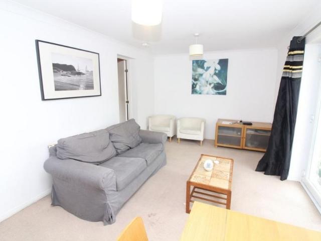 Apartment for rent in Nangreaves, Wales