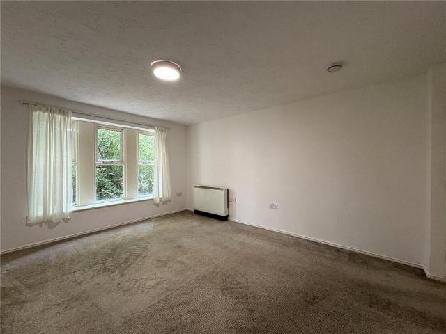Apartment for rent in Burnham-on-Sea and Highbridge, Highbridge
