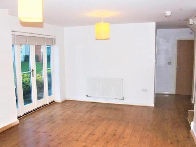 Apartment for rent in Belmont, Dromore