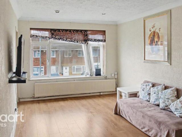 Apartment for rent in Hayes, Greater London