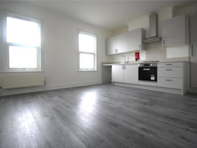 Flat for rent in Kings Farm, Hamerton