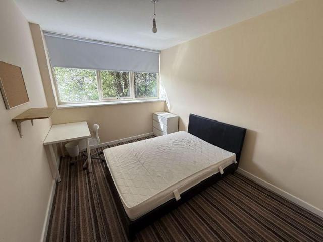 Apartment for rent in Huddersfield, West Yorkshire