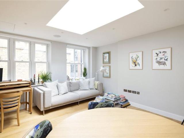 Apartment for rent in Blackfriars, Lyons