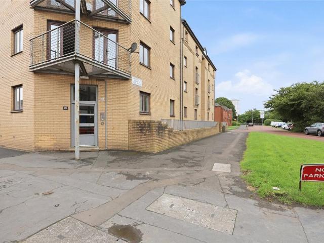 Flat for rent in Woodside, Scotland