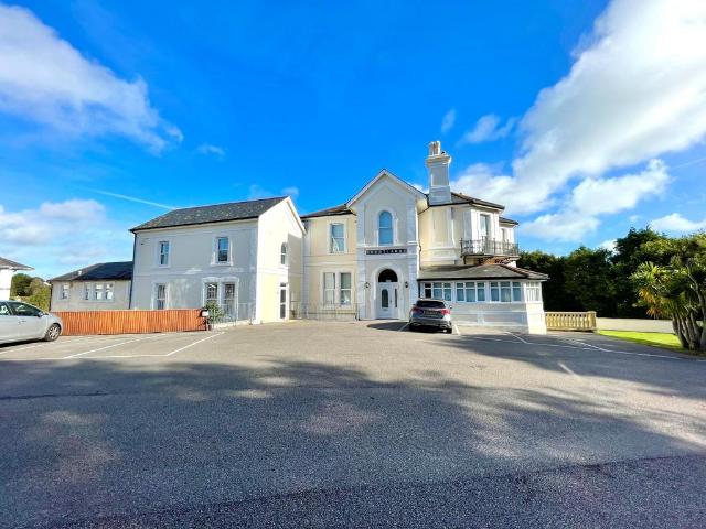 Flat for rent in Livermead