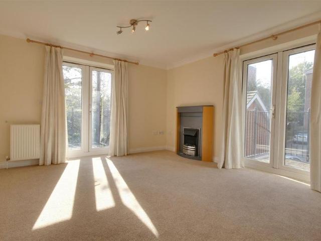 Apartment for rent in Walhampton, Ashurst Bridge