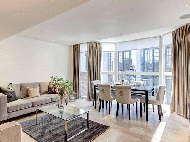 Flat for rent in South Kensington, Greater London