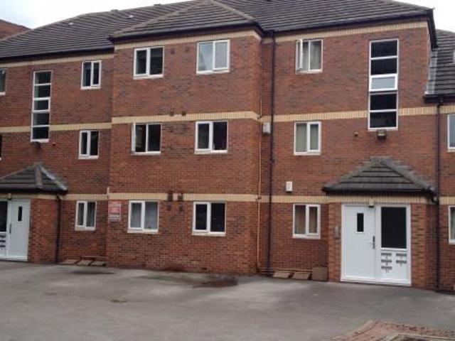Flat for rent in Woodhouse, West Yorkshire