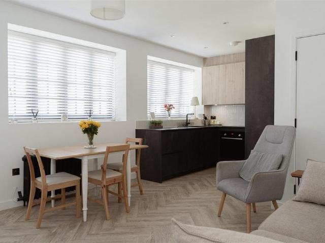 Apartment for rent in Reigate, Reigate and Banstead