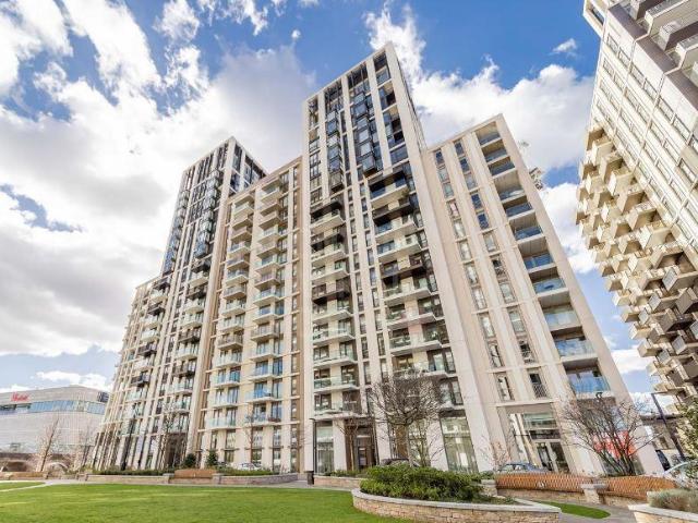 Flat for rent in Shepherd's Bush, Greater London